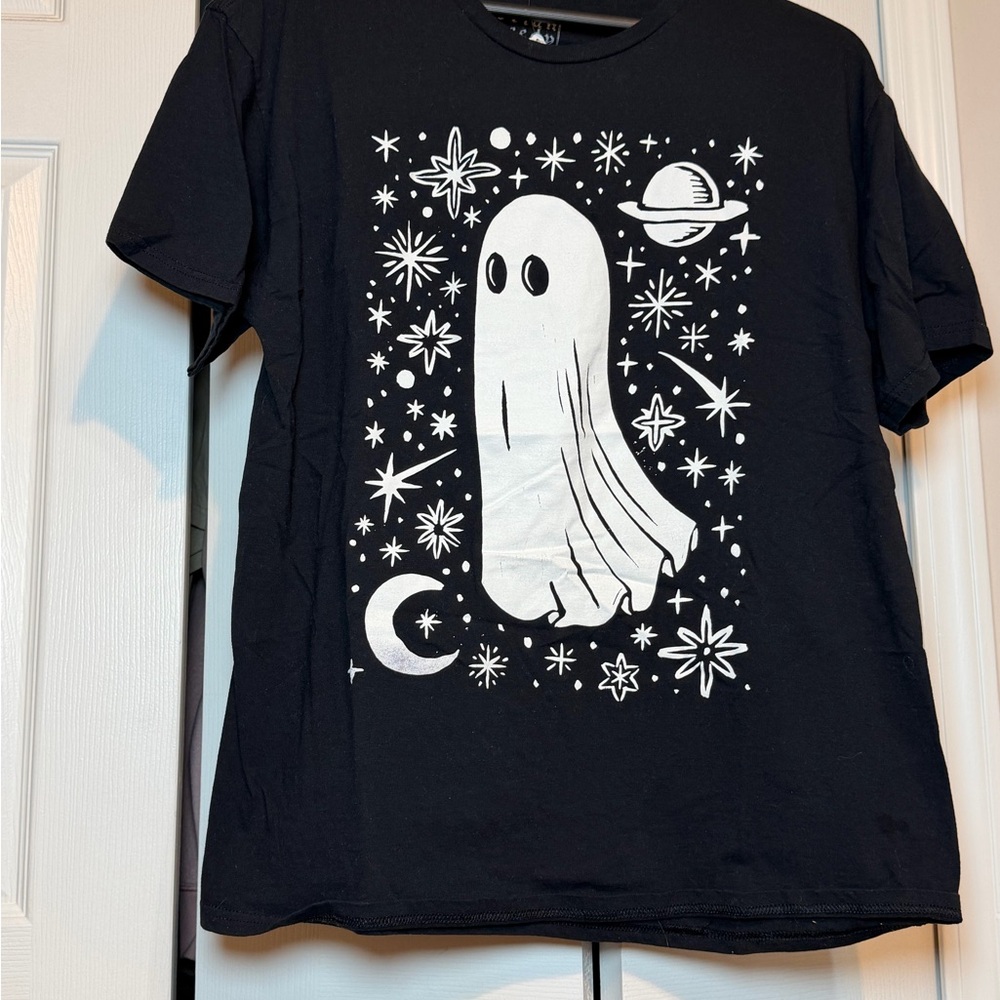 Hot Topic Black Ghost Graphic Tee